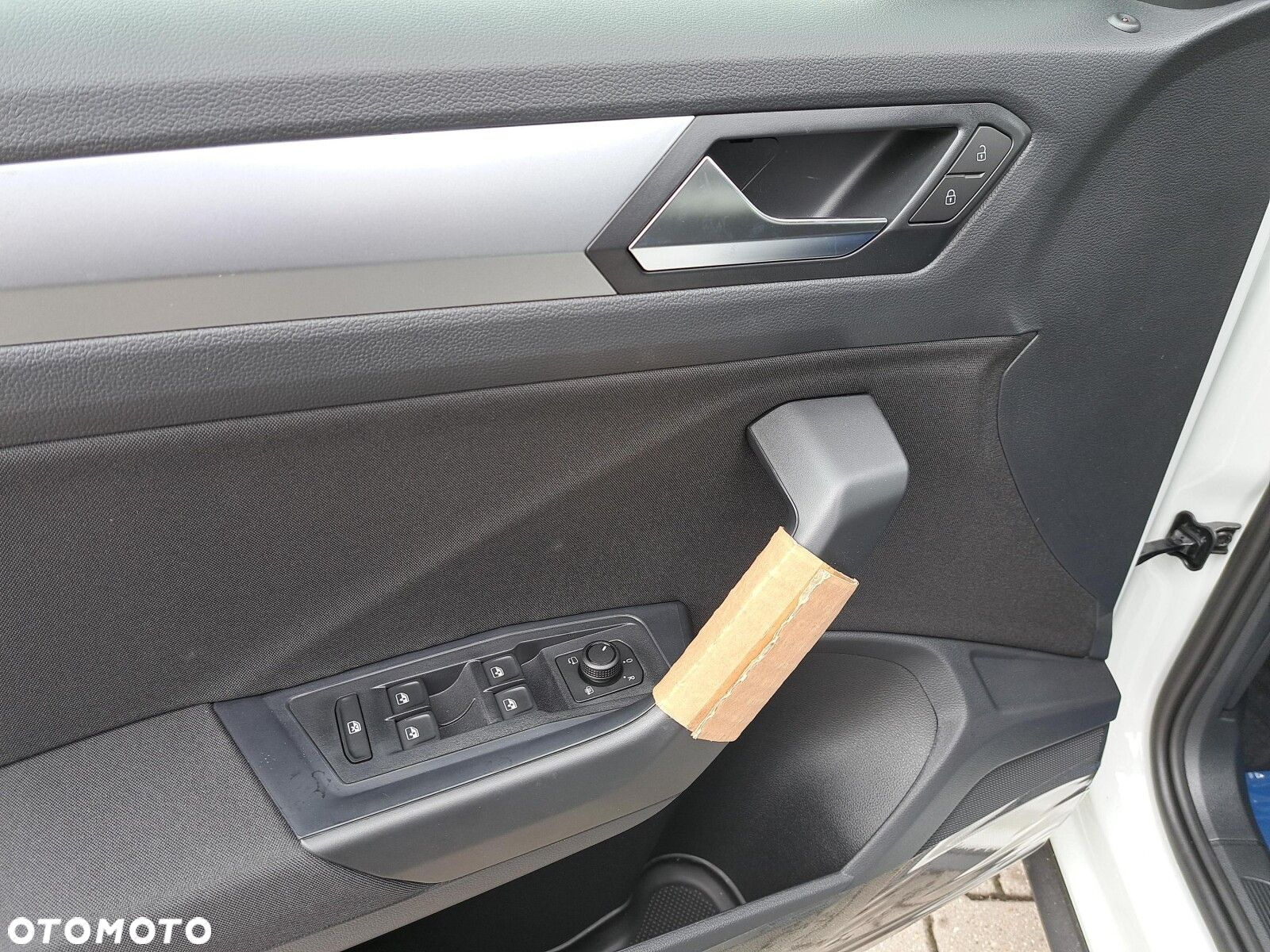 Volkswagen T-Roc 1.5 TSI Life Plus DSG - 26