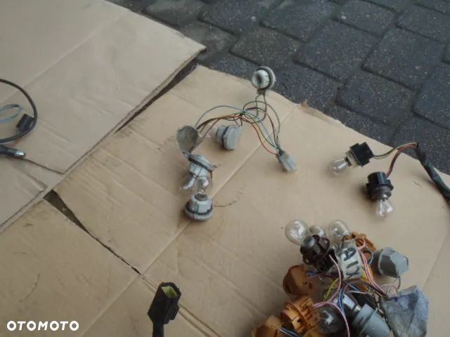lampa wiązka oprawka żarówki wkład lampy przód przedniej  tył tylna aixam city 400 500 ligier town chatenet - 31