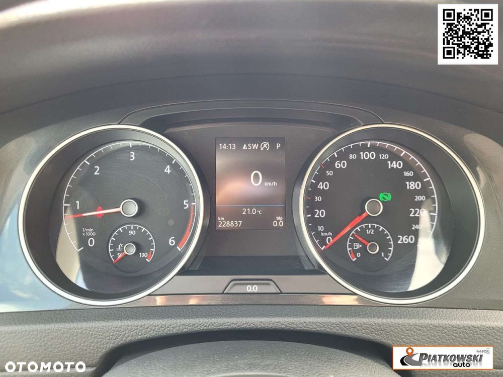 Volkswagen Golf - 25
