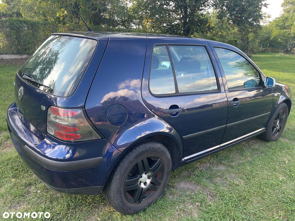 Volkswagen Golf 1.6 Trendline - 4
