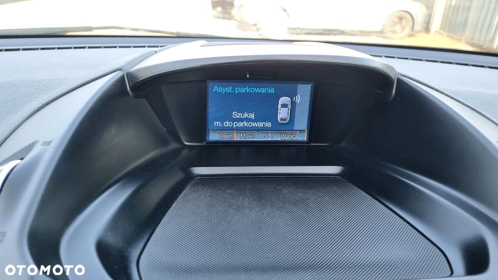 Ford Kuga 2.0 TDCi 4x4 Titanium - 34