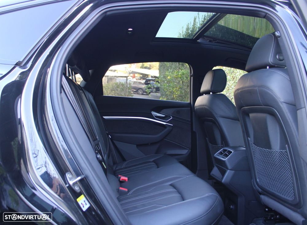 Audi e-tron Sportback 55 quattro S line - 42