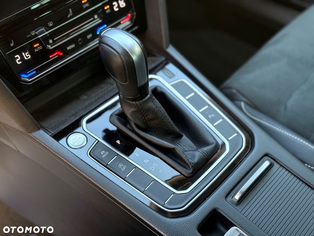 Volkswagen Passat 2.0 TDI EVO Elegance DSG - 13