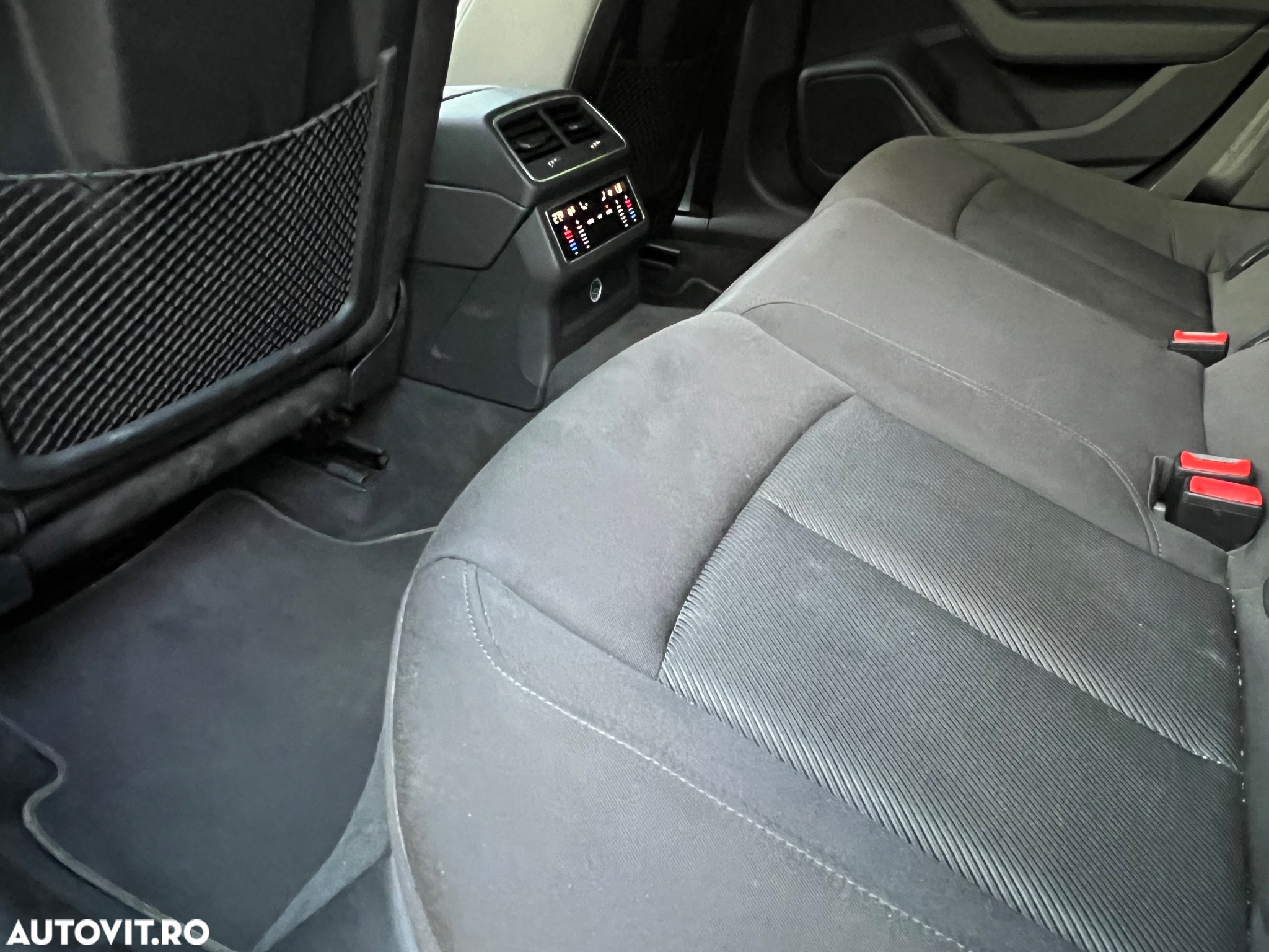 Audi A6 Avant 2.0 40 TDI quattro S tronic Design - 7