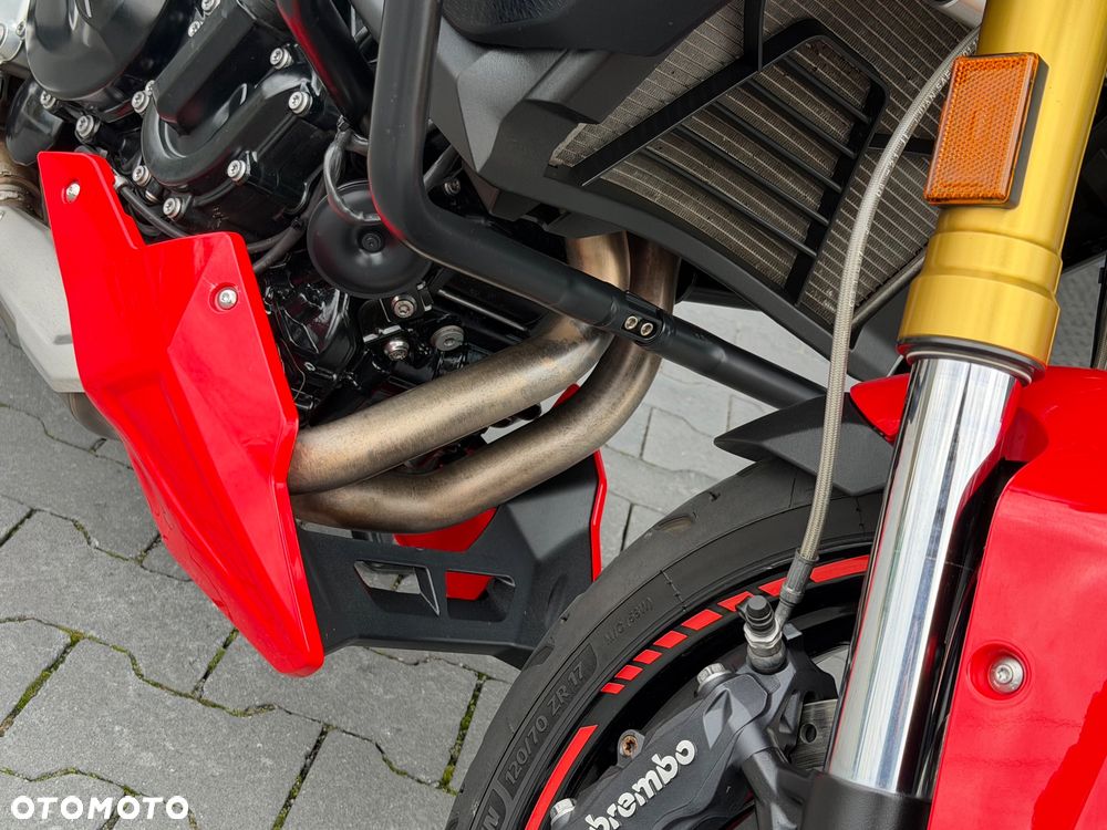 BMW XR - 19