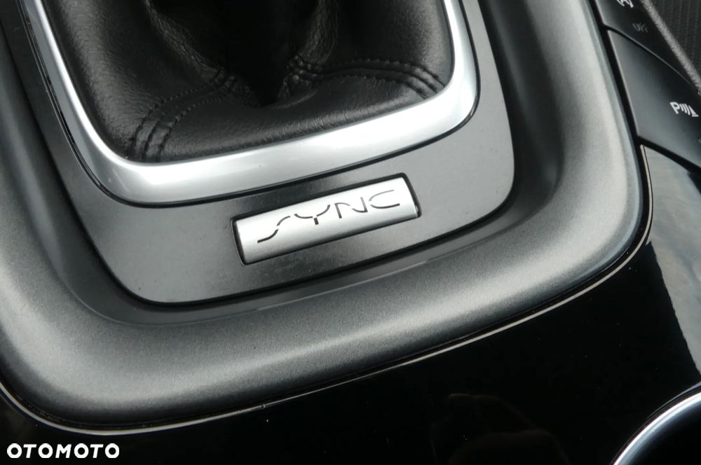 Ford Mondeo 2.0 TDCi Titanium - 24