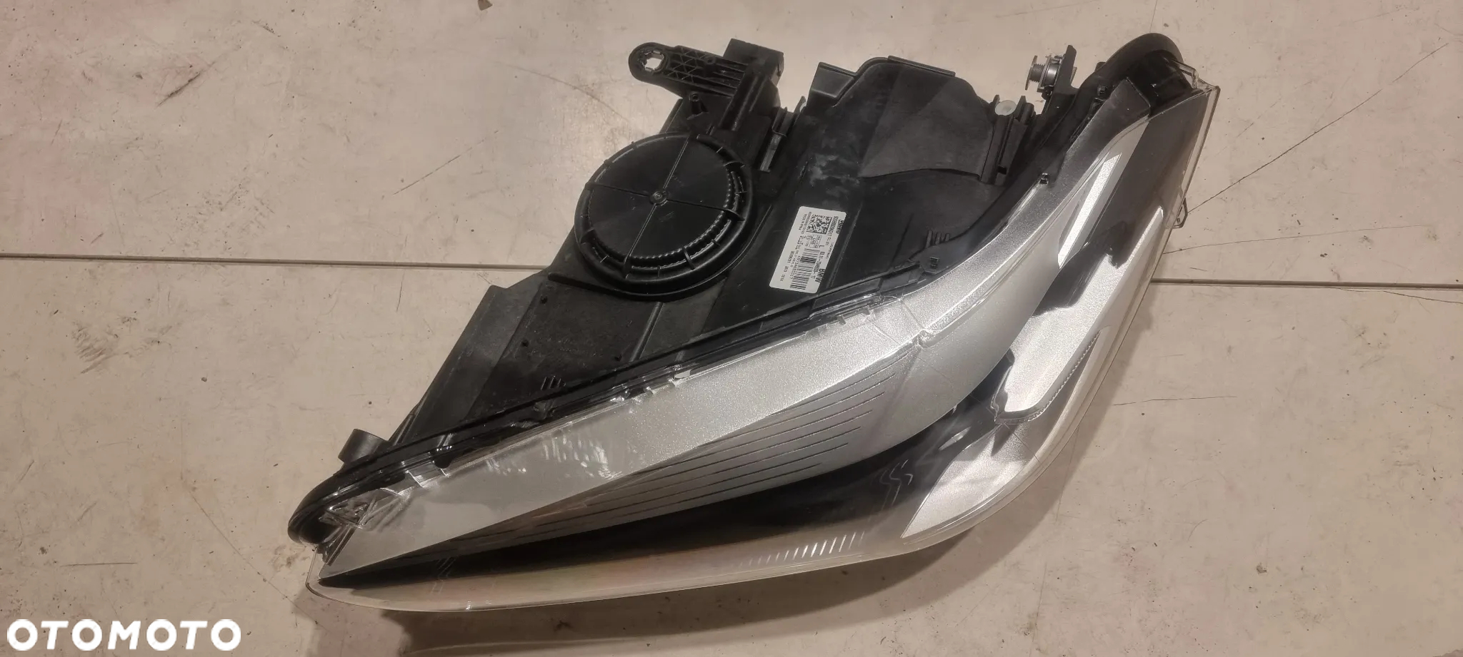Lampa H7 przód lewa BMW X1 F48 - 3