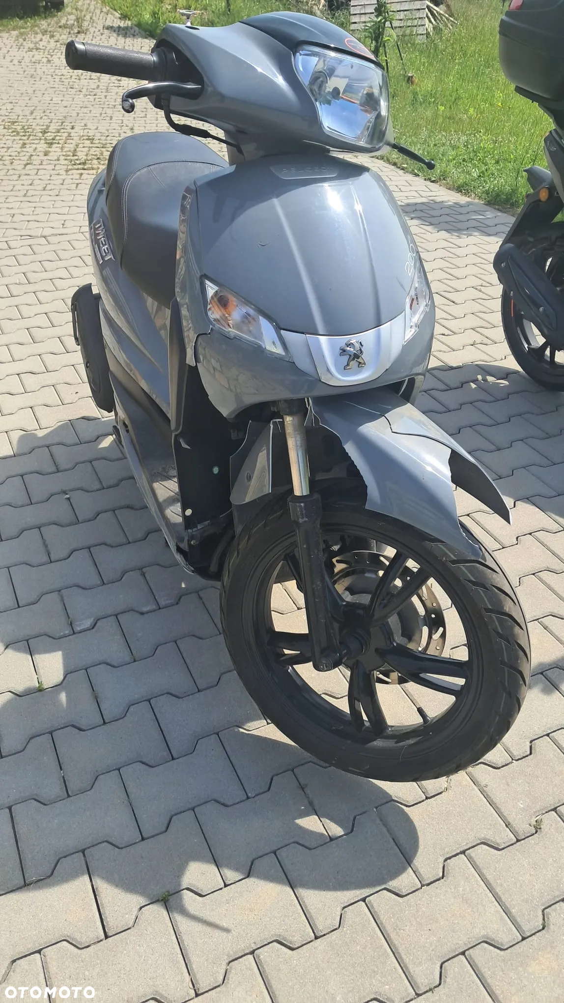 Peugeot Tweet - 11