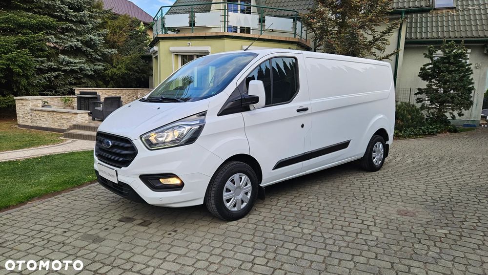Ford Custom 2,0 TDCI L2 Długi Klima Webasto Kamera Podgrzewana Szyba Hak