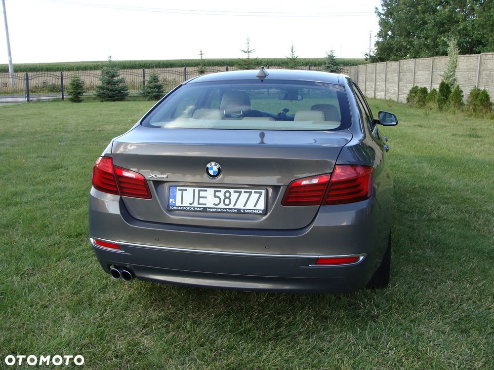 BMW Seria 5 530d xDrive Luxury Line - 15