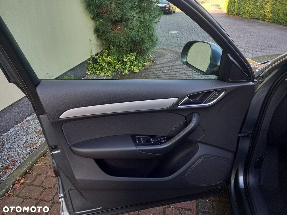 Audi Q3 2.0 TDI Design - 29