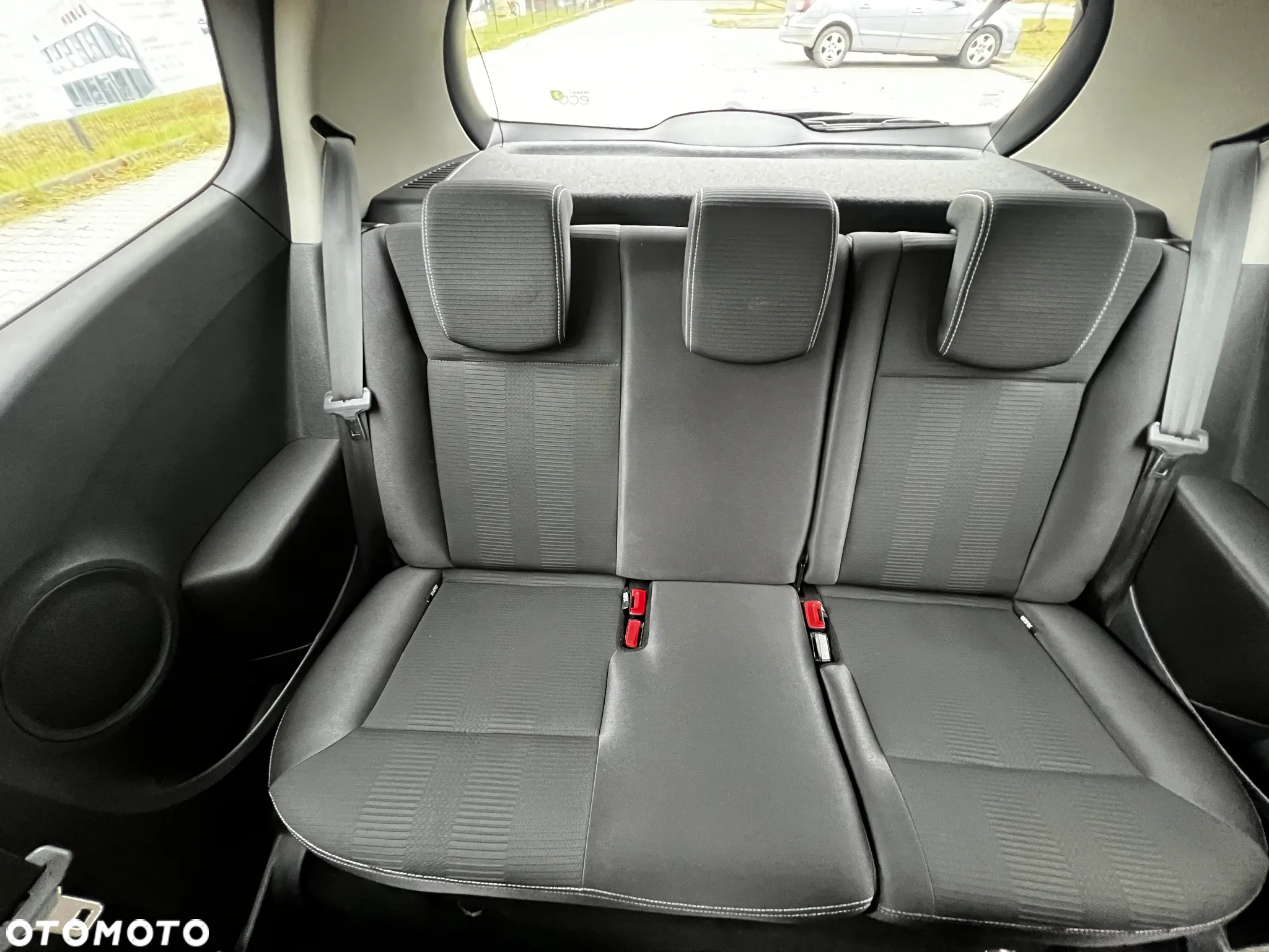 Renault Clio 1.2 16V 75 Dynamique - 9