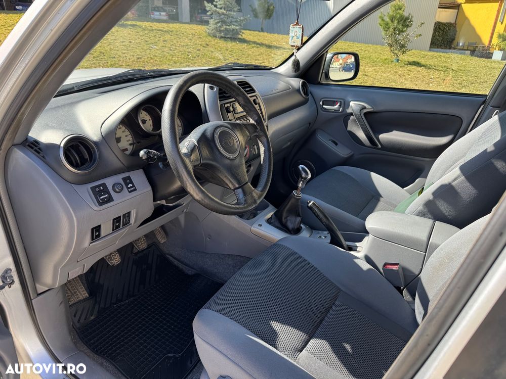 Toyota RAV4 D-4D 4x4 Executive - 7