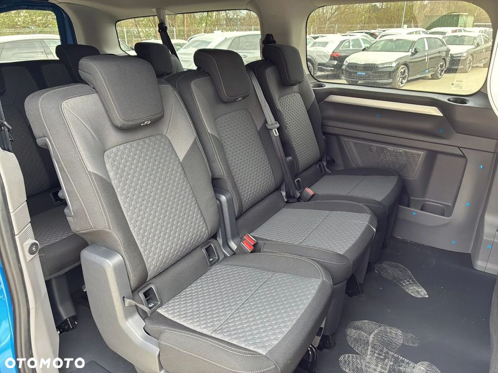 Volkswagen Caravelle 2.0 TDI L2 Life - 16