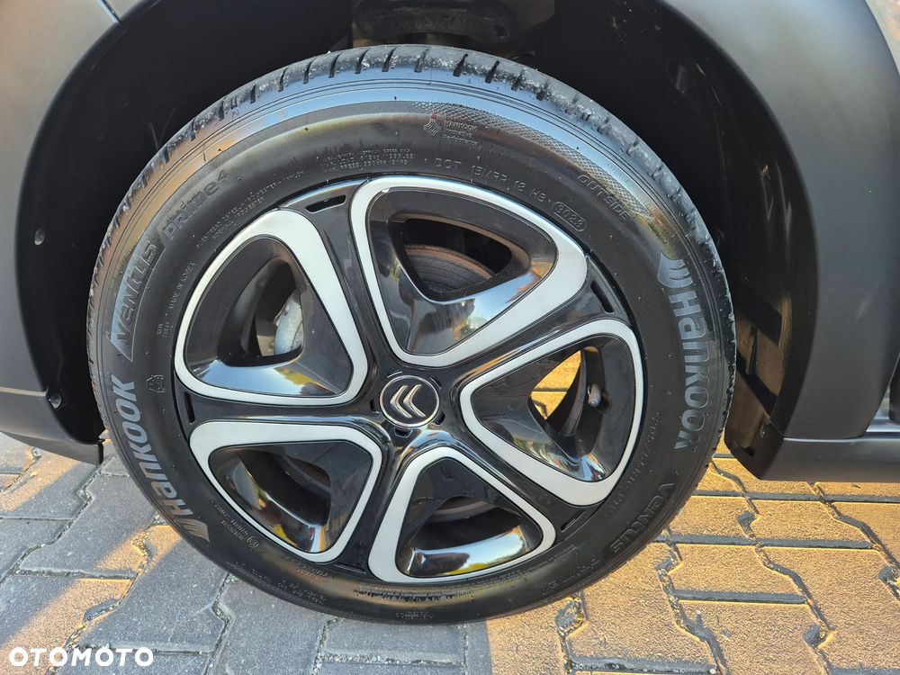 Citroën C3 1.2 PureTech Plus - 24