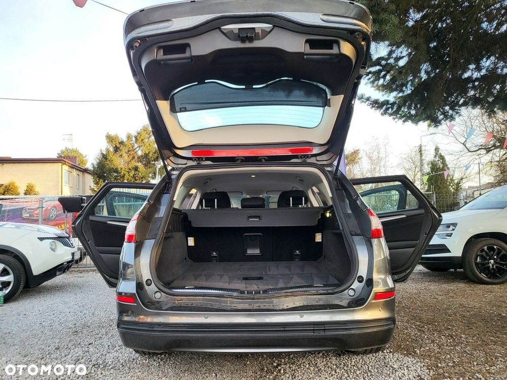 Ford Mondeo - 10