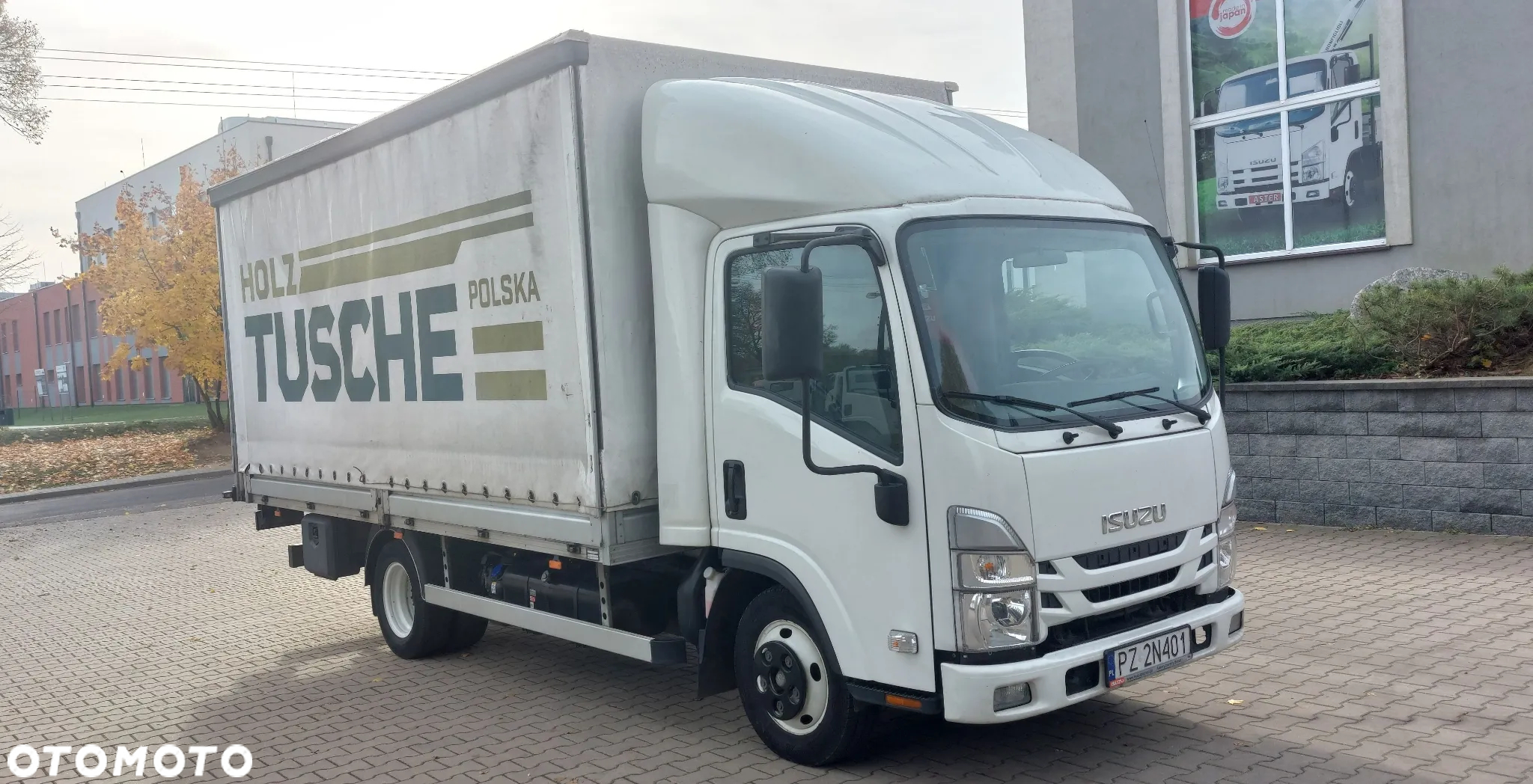 Isuzu M21 TH - 2