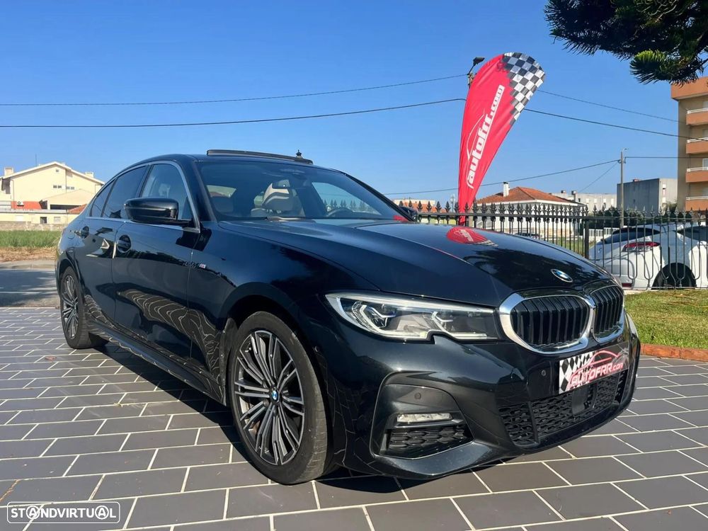 BMW 330 e Pack Desportivo M Auto - 2
