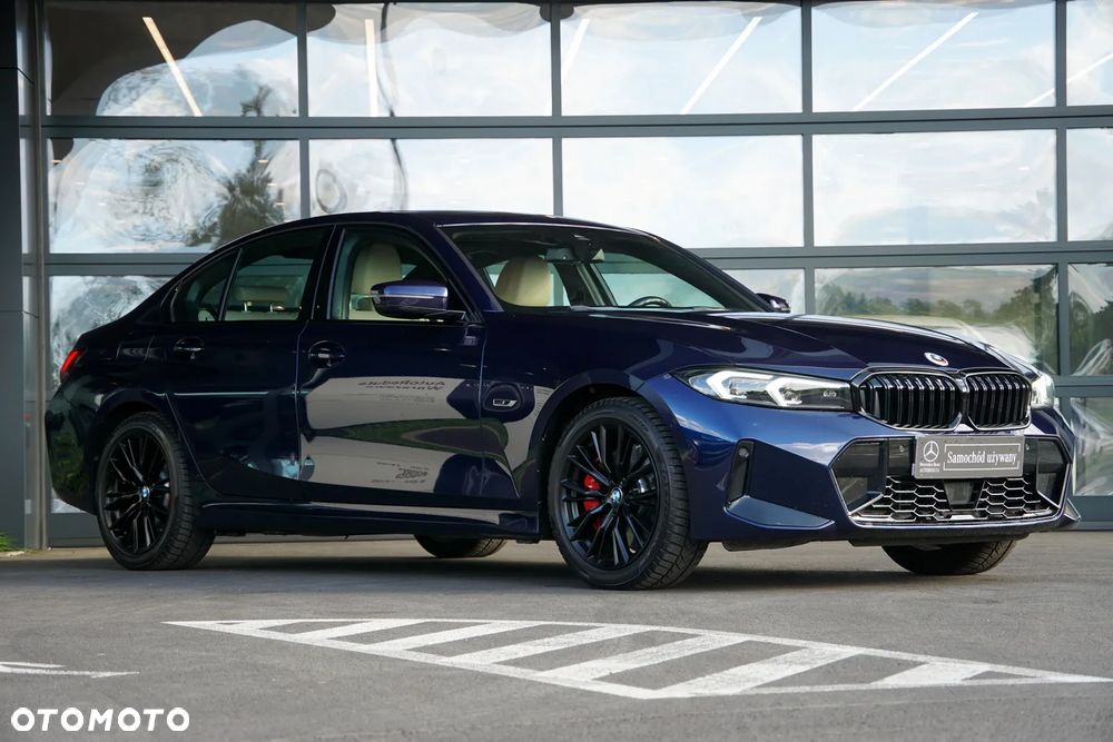 BMW Seria 3 330e PHEV M Sport - 12