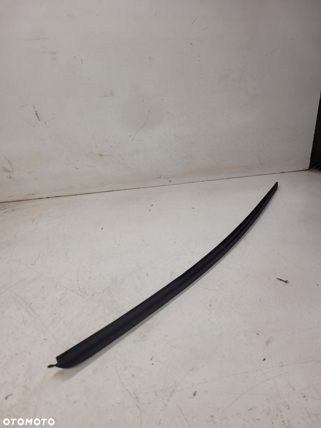 LISTWA ZBIERAJĄCA LEWY PRZÓD AUDI A4 B8 8K0854327 - 1