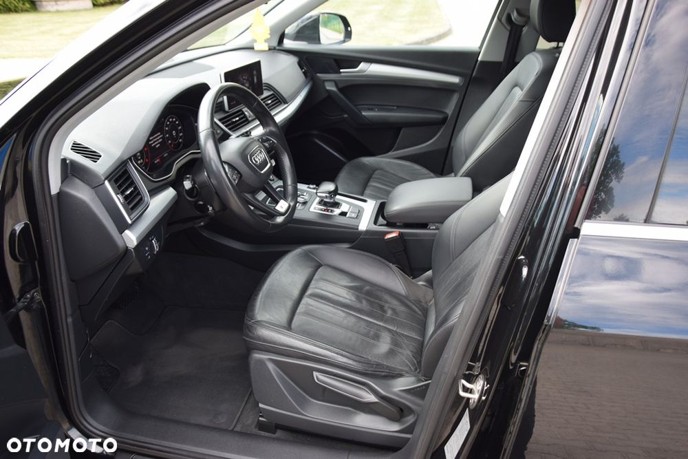 Audi Q5 2.0 TDI S tronic - 12
