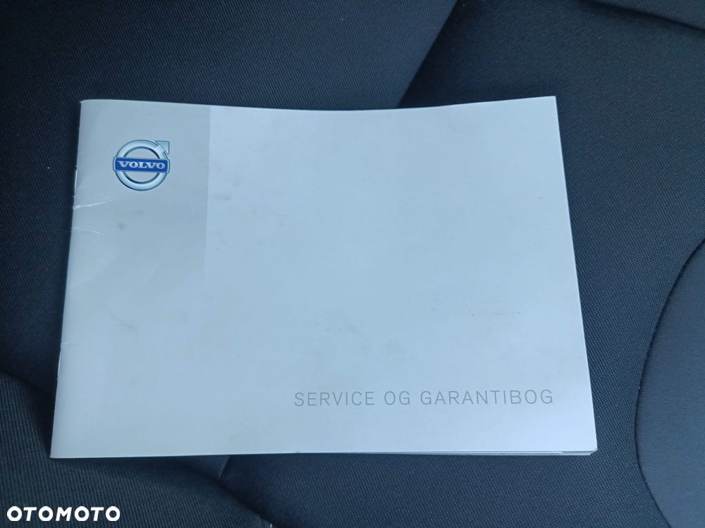 Volvo V40 D4 Momentum - 25