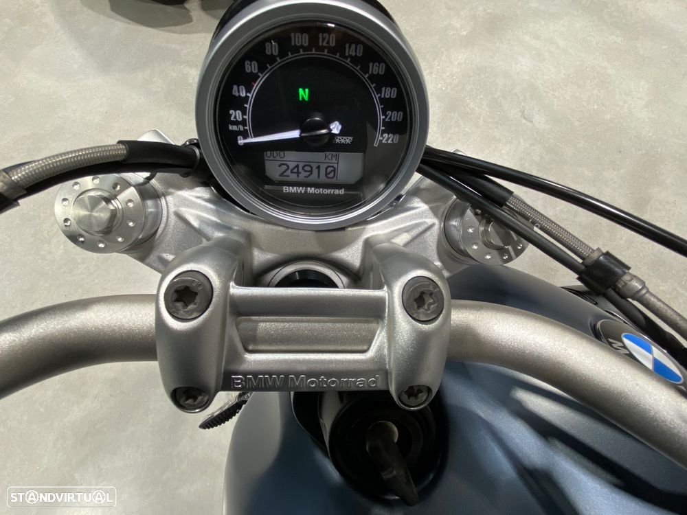 BMW R nineT SCRAMBLER - 12