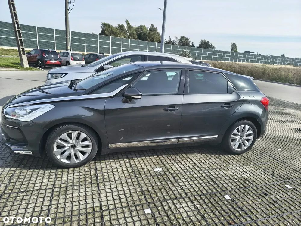 Citroën DS5 2.0 BlueHDi SoChic EAT6 - 1