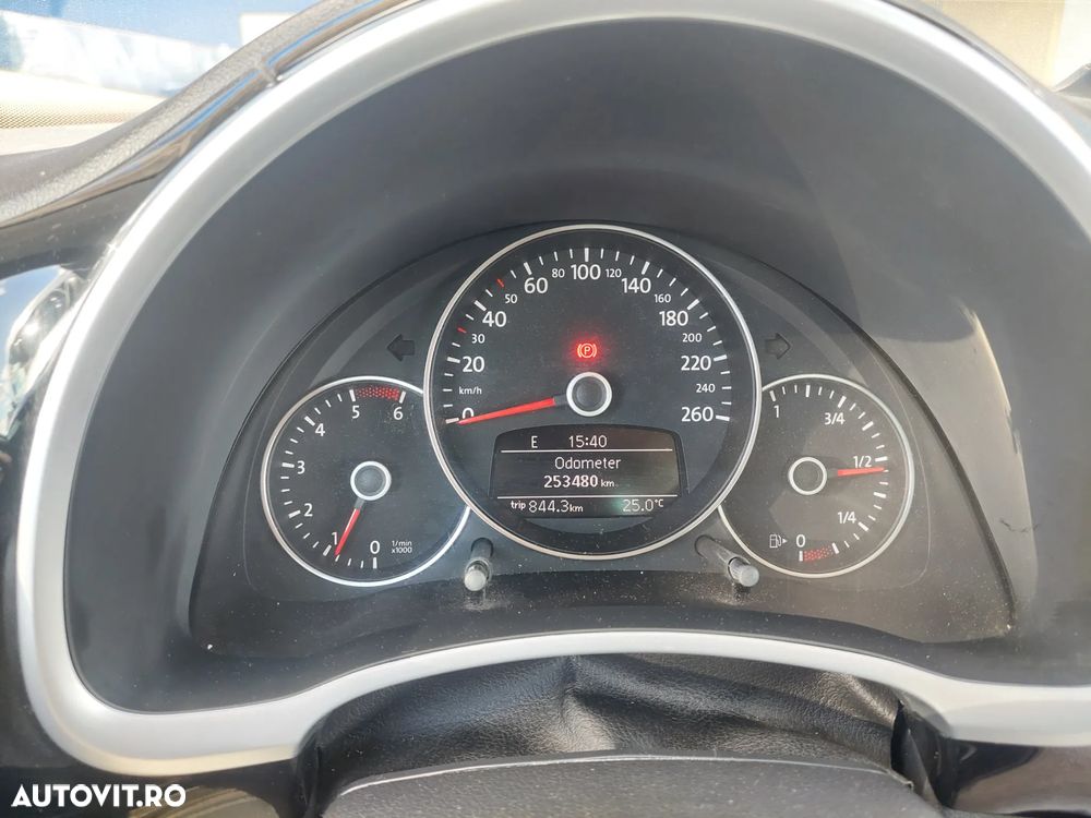 Volkswagen Beetle 1.6 TDI DPF Fender Edition - 10