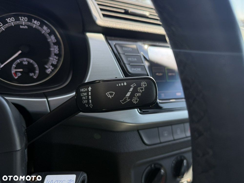 Skoda Fabia 1.0 TSI Ambition - 19