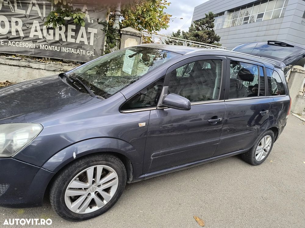 Opel Zafira 1.9 CDTI - 5
