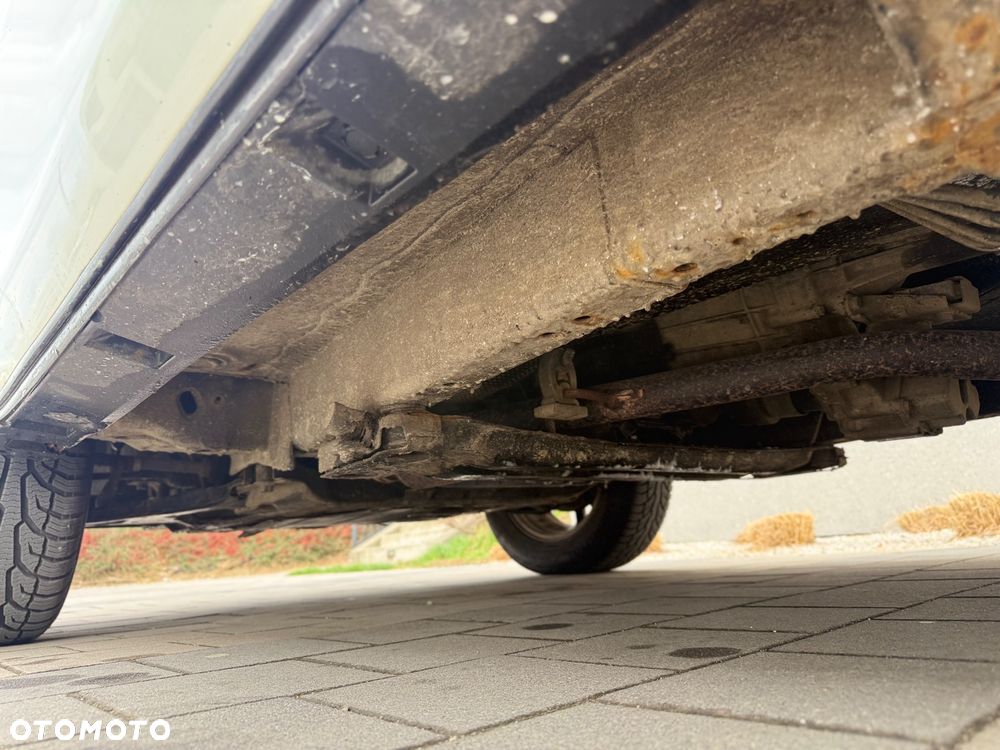 Suzuki Grand Vitara - 30