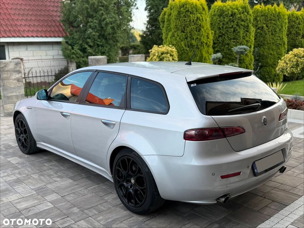 Alfa Romeo 159 2.4 JTDM 20V DPF Distinctive - 3