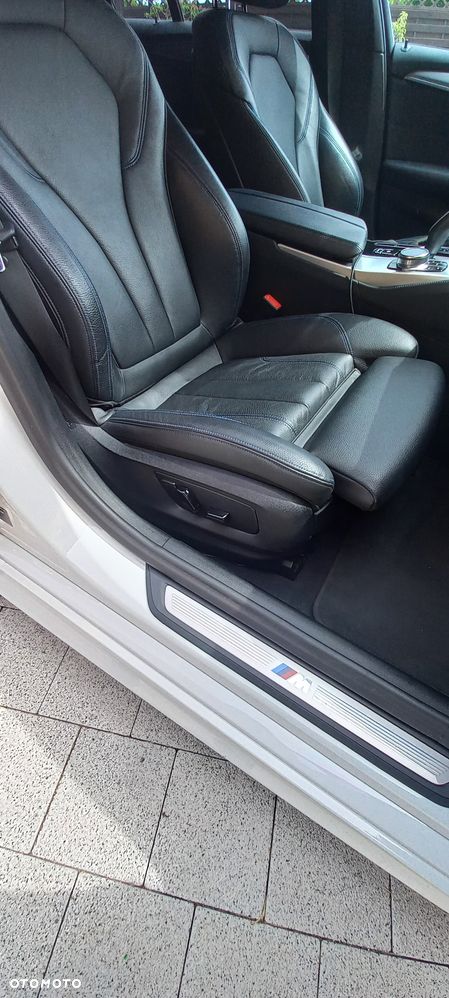 BMW Seria 5 520d M Sport - 26