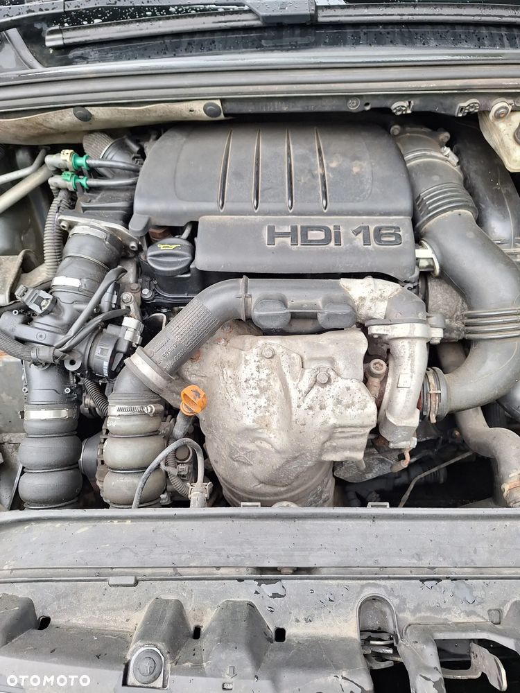 Peugeot 308 1.6 HDi Trendy - 6