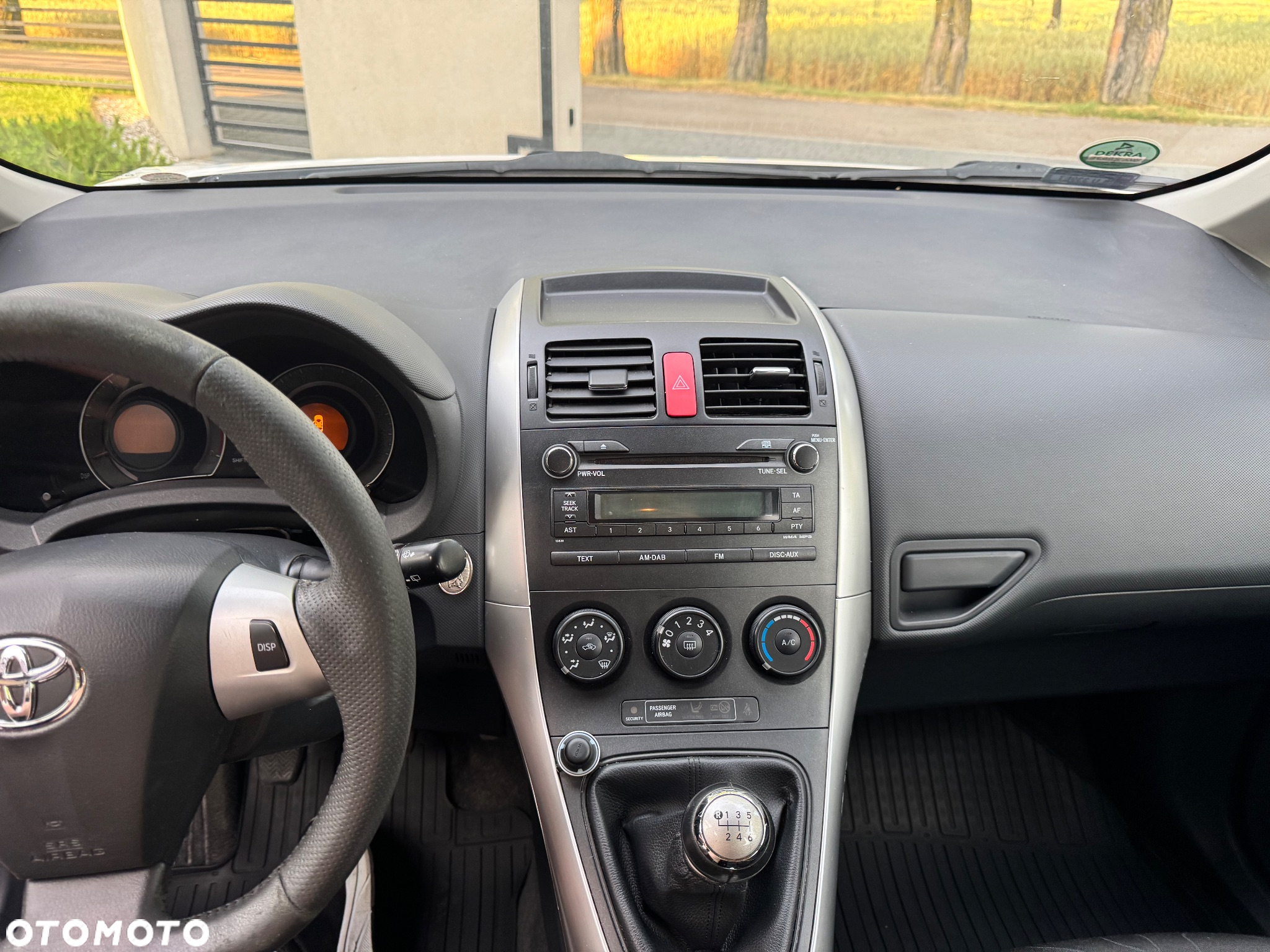 Toyota Auris 1.4 D-4D Luna - 16