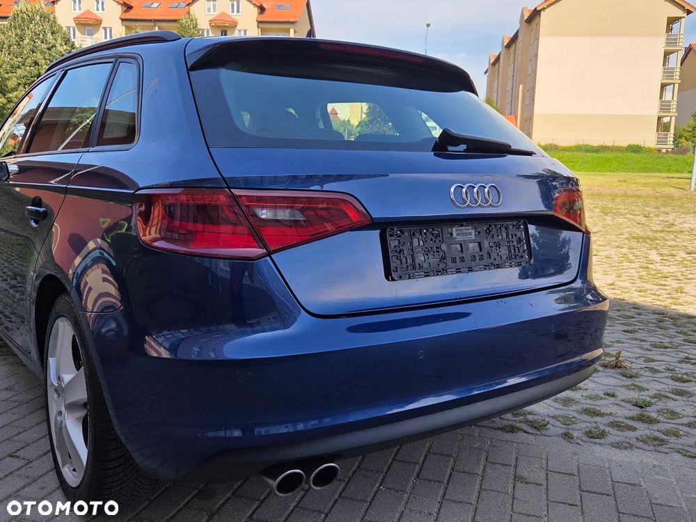 Audi A3 Sportback 2.0 TDI Ambiente - 14