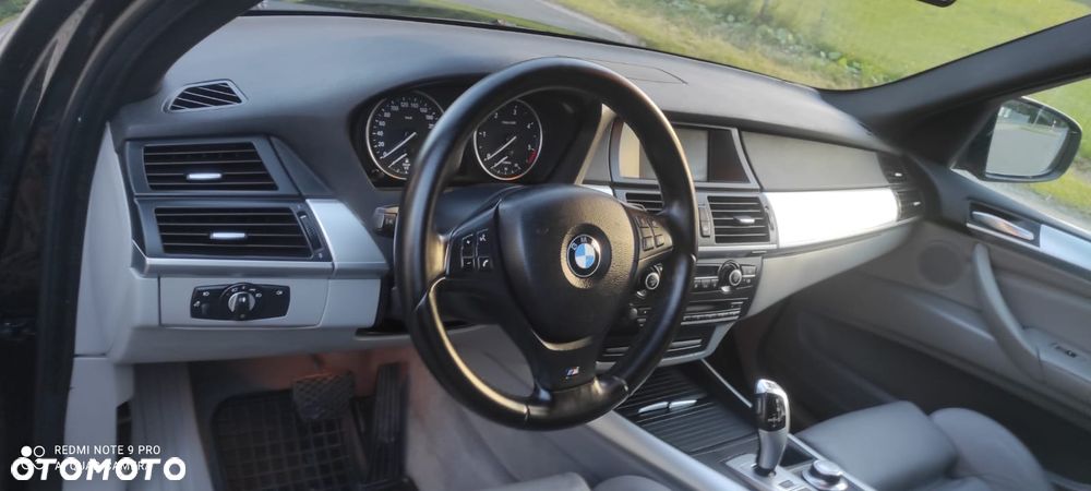 BMW X5 3.0d xDrive - 24