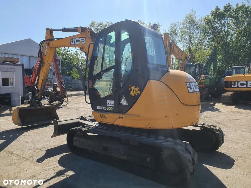 JCB 8085 - 6