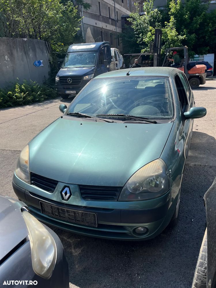 Dezmembrez Renault Clio Symbol 2005 1,4 benzina verde TED97 94.000km - 4