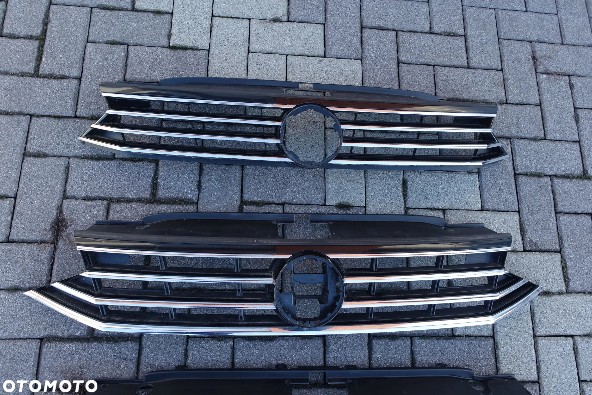 ATRAPA GRILL PASSAT B8 LIFT RADAR - 3