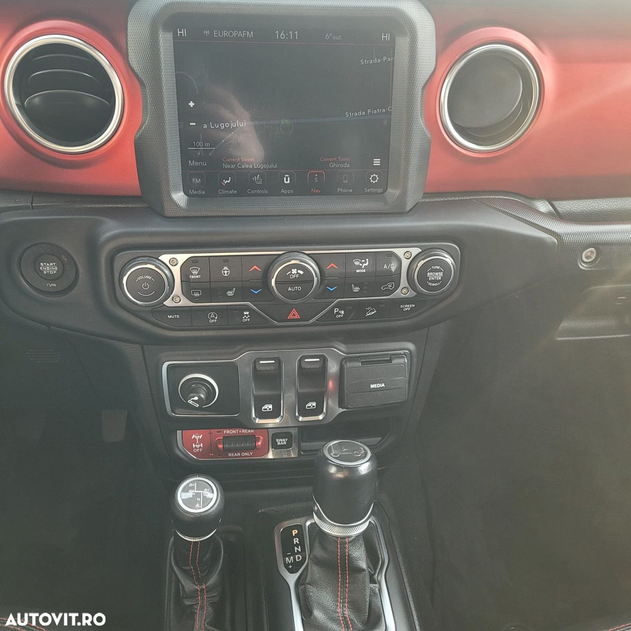 Jeep Wrangler - 13