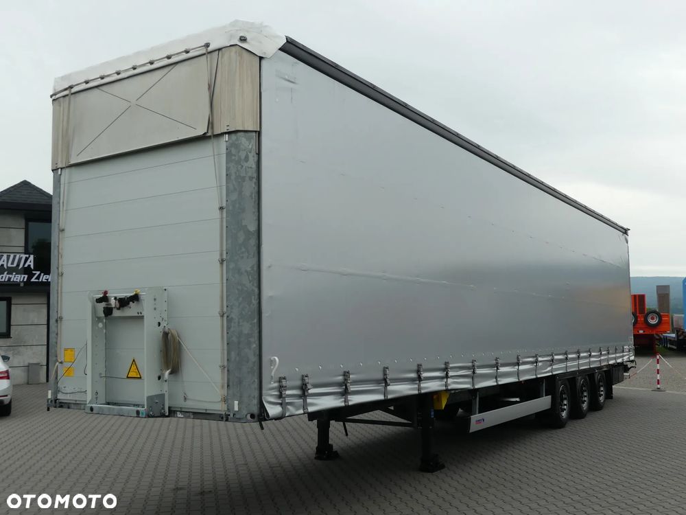 Schmitz Cargobull MEGA / FIRANKA / OŚ PODNOSZONA / OGUMIENIE 80% / - 1