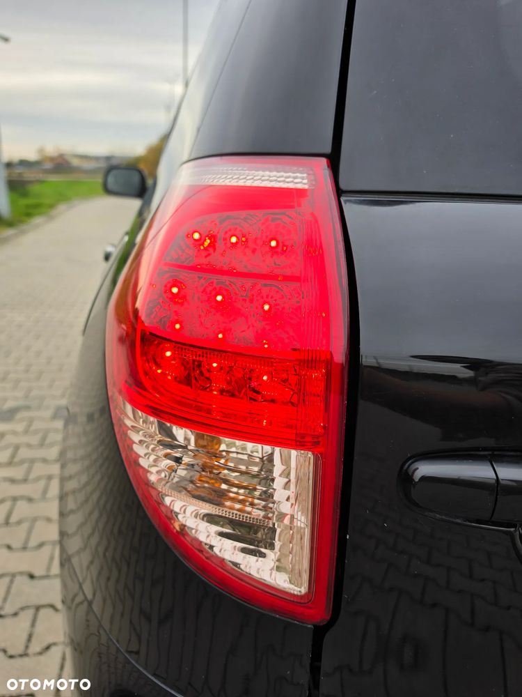 Toyota RAV4 2.0 4x4 Travel - 15