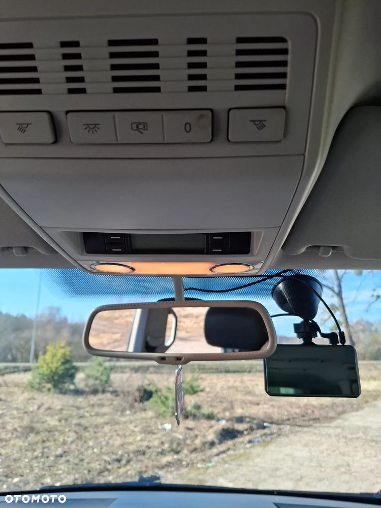 Volkswagen Multivan L1 Highline 4Motion - 13