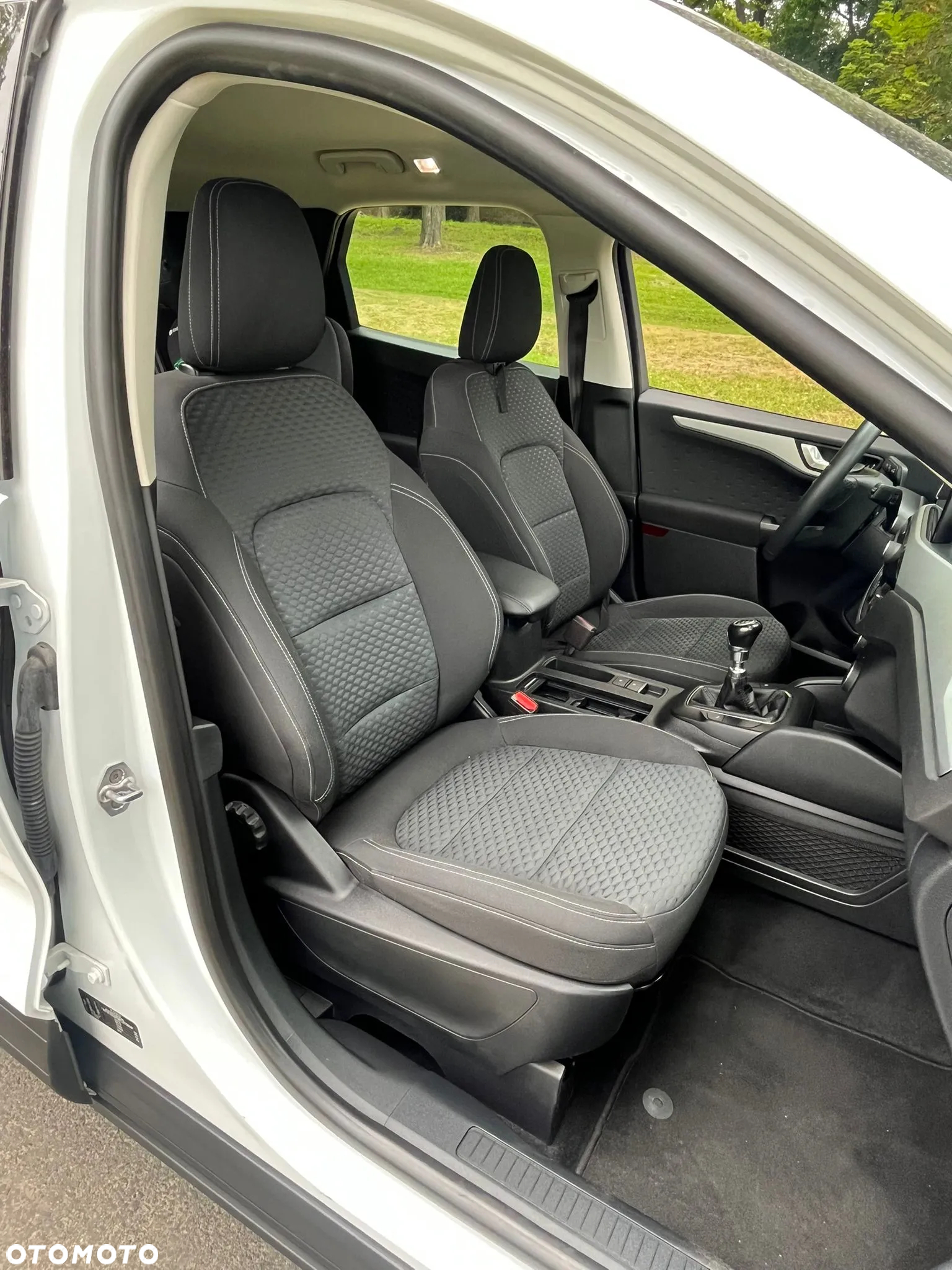 Ford Kuga - 23