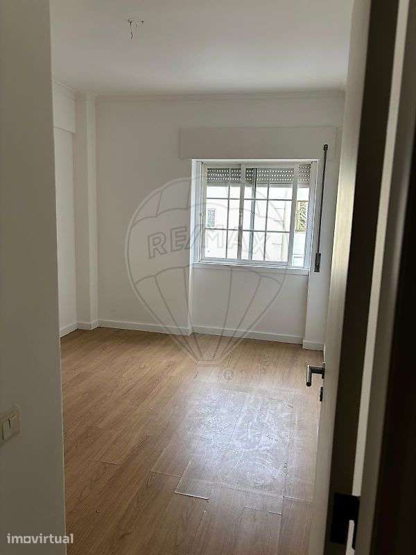 Apartamento T1 para arrendamento - Grande imagem: 5/13