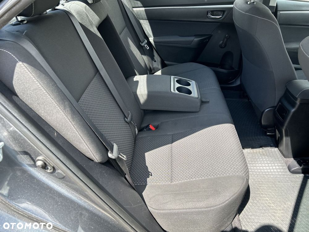Toyota Corolla 1.6 Premium EU6 - 16