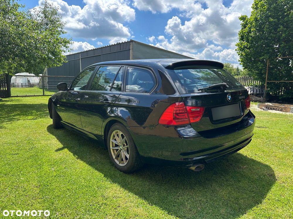 BMW Seria 3 320d DPF - 4