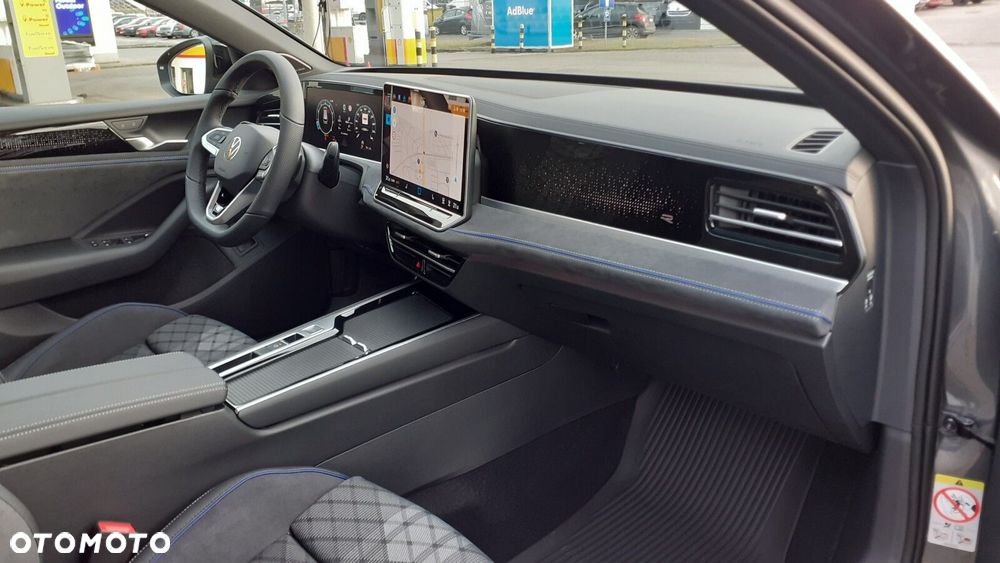 Volkswagen Passat - 29